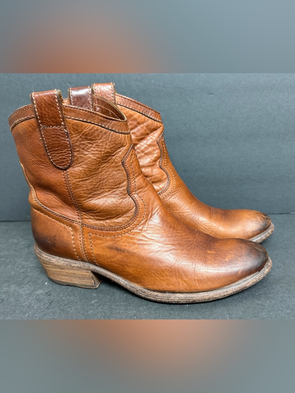 Frye Womens CARSON TAB Tan Cognac Leather Western Ankle Boots Sz 7B
